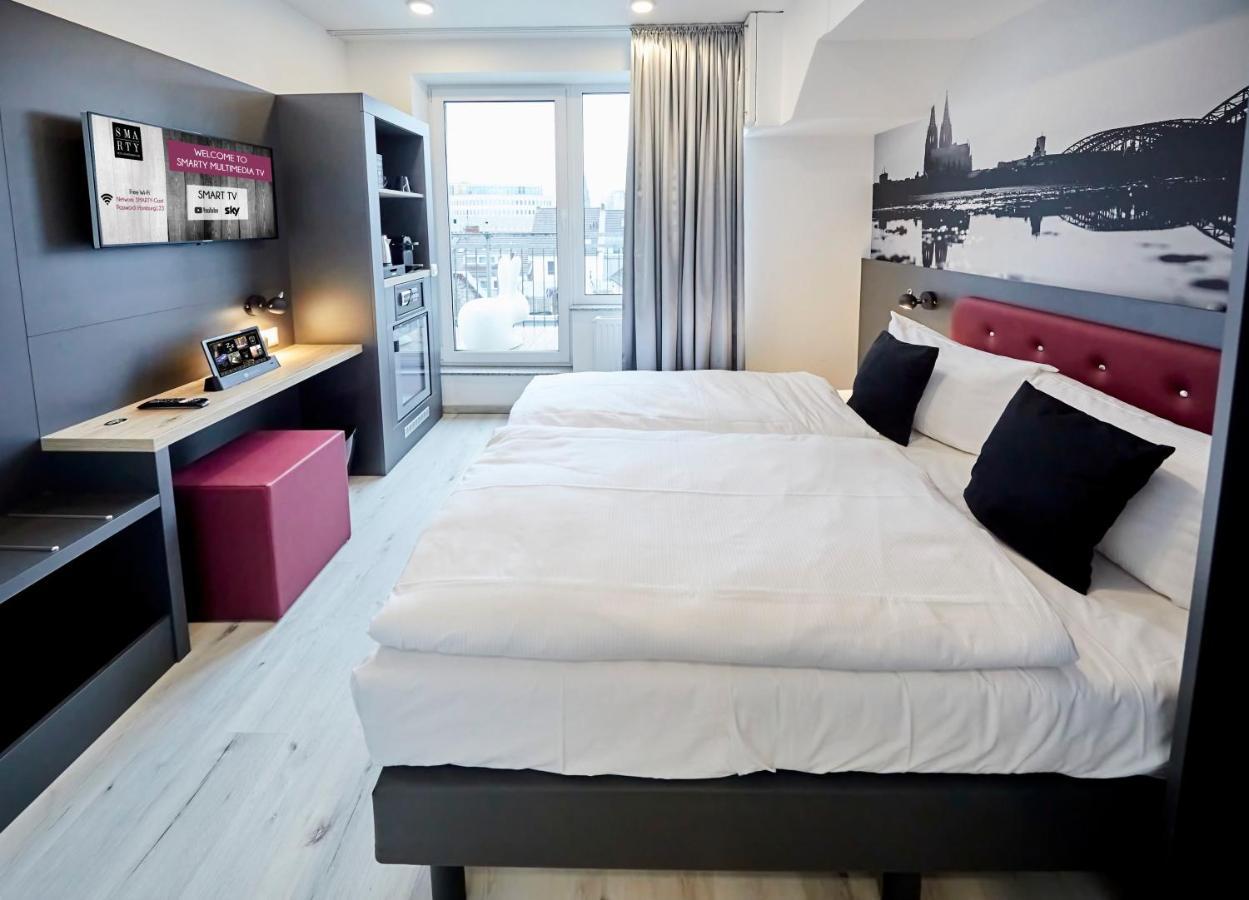 Smarty Cologne Dom Hotel - Boardinghouse - Kontaktloser Self Check-In Екстер'єр фото