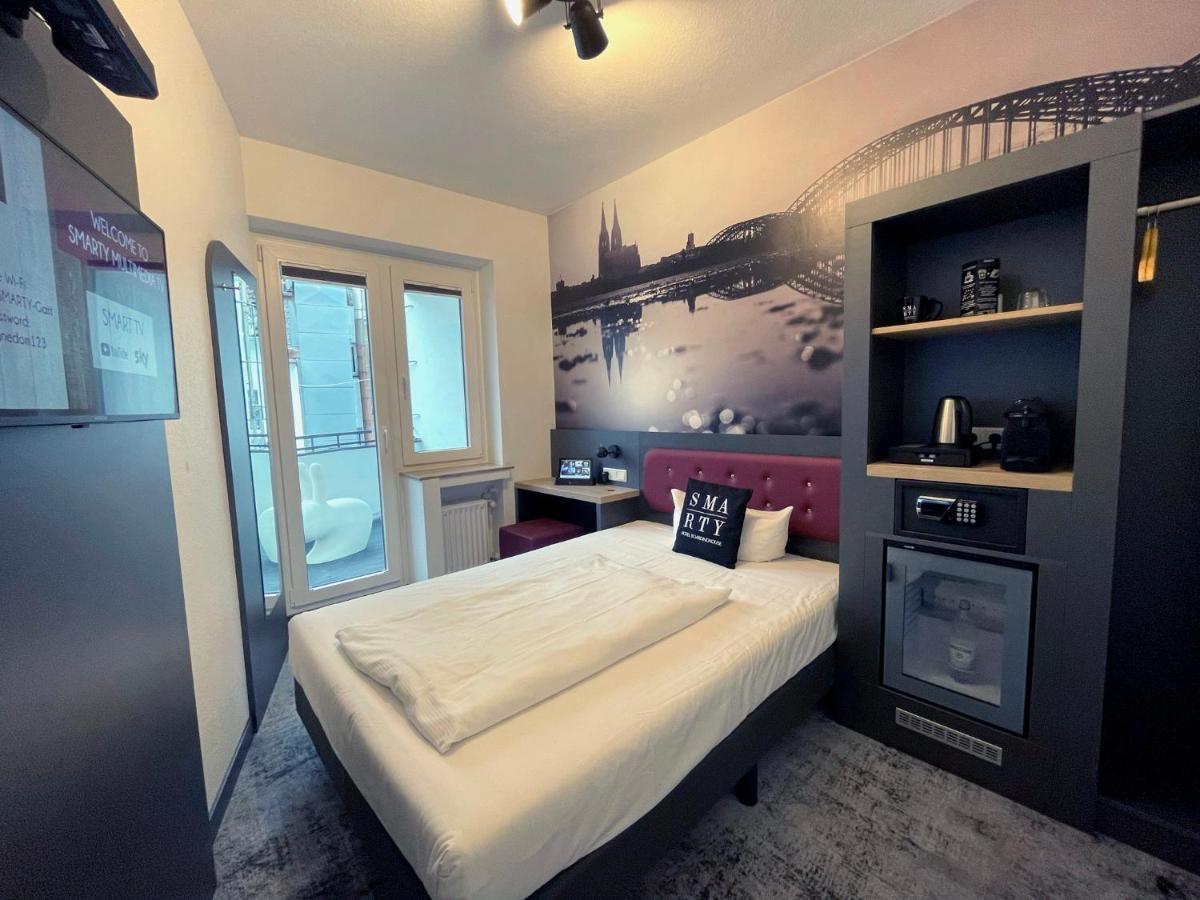 Smarty Cologne Dom Hotel - Boardinghouse - Kontaktloser Self Check-In Екстер'єр фото