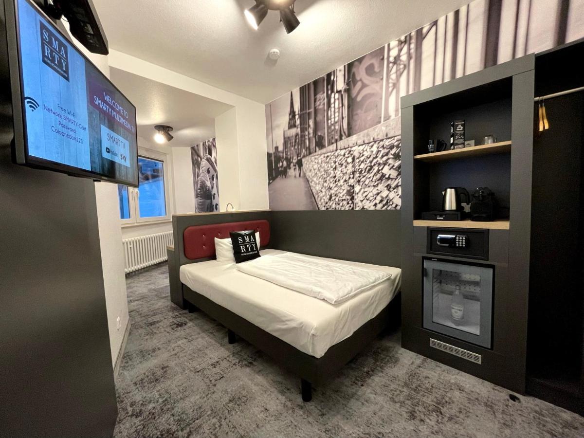 Smarty Cologne Dom Hotel - Boardinghouse - Kontaktloser Self Check-In Екстер'єр фото