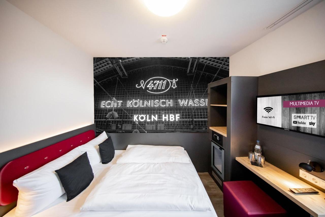 Smarty Cologne Dom Hotel - Boardinghouse - Kontaktloser Self Check-In Екстер'єр фото