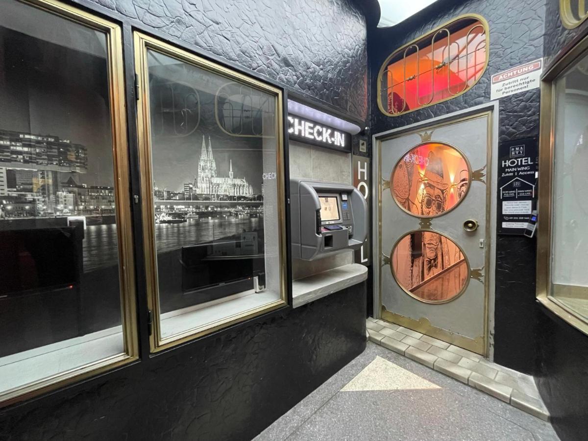 Smarty Cologne Dom Hotel - Boardinghouse - Kontaktloser Self Check-In Екстер'єр фото