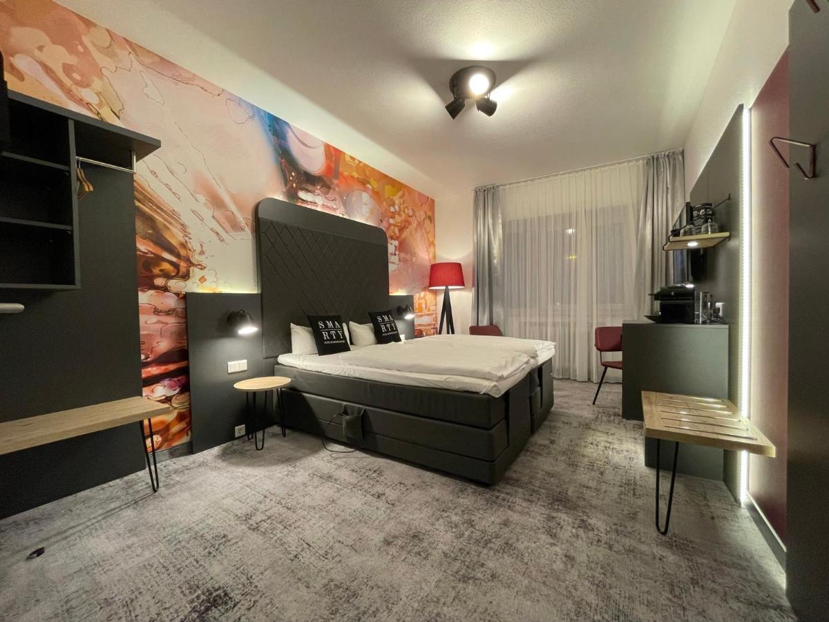 Smarty Cologne Dom Hotel - Boardinghouse - Kontaktloser Self Check-In Екстер'єр фото