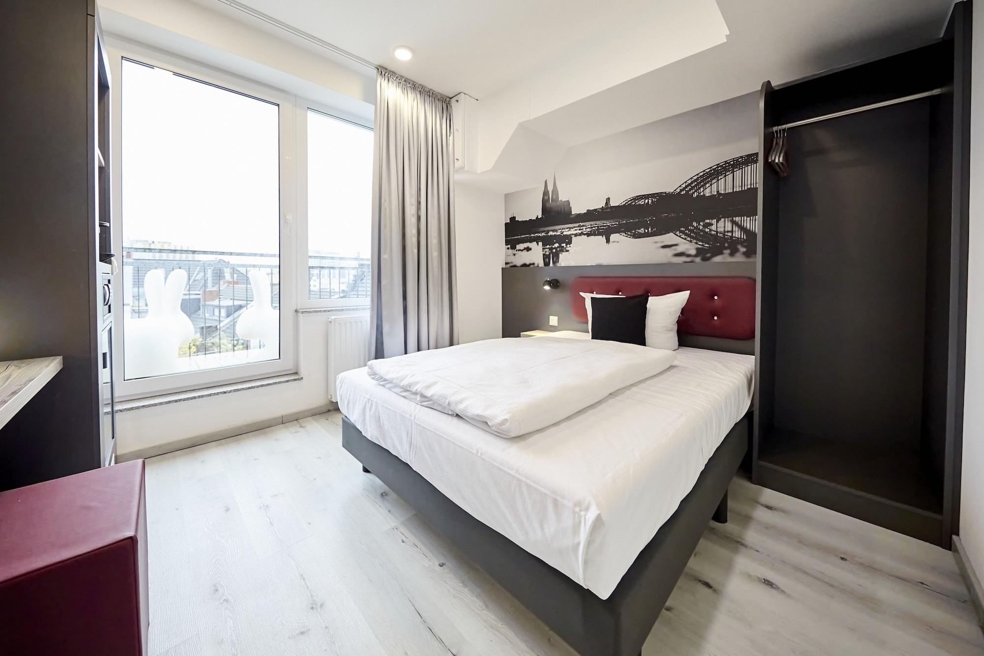 Smarty Cologne Dom Hotel - Boardinghouse - Kontaktloser Self Check-In Екстер'єр фото