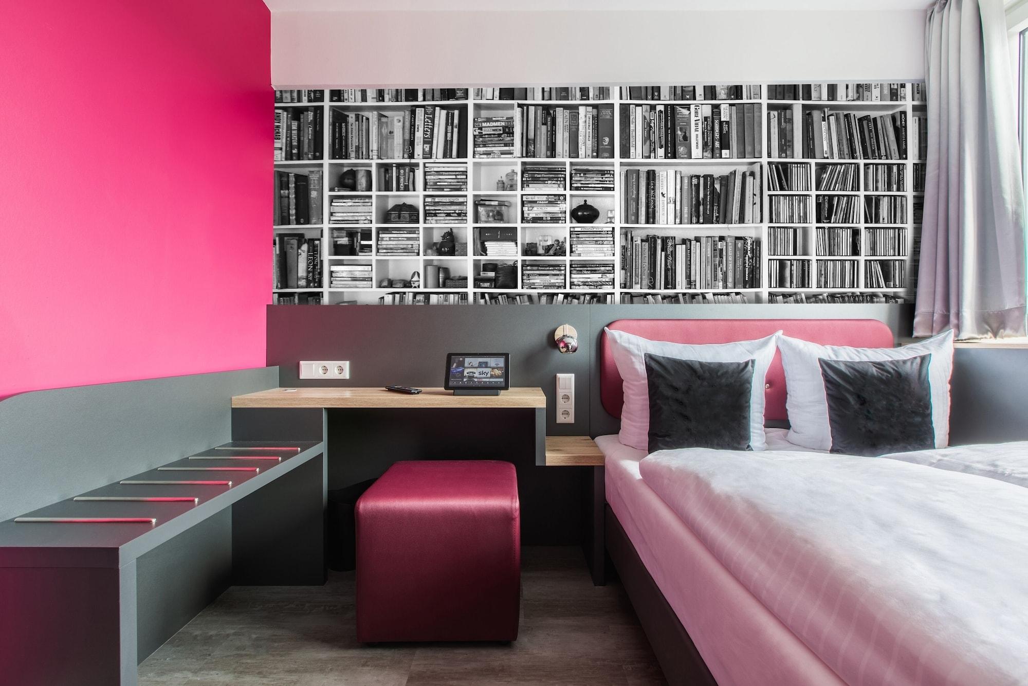 Smarty Cologne Dom Hotel - Boardinghouse - Kontaktloser Self Check-In Екстер'єр фото
