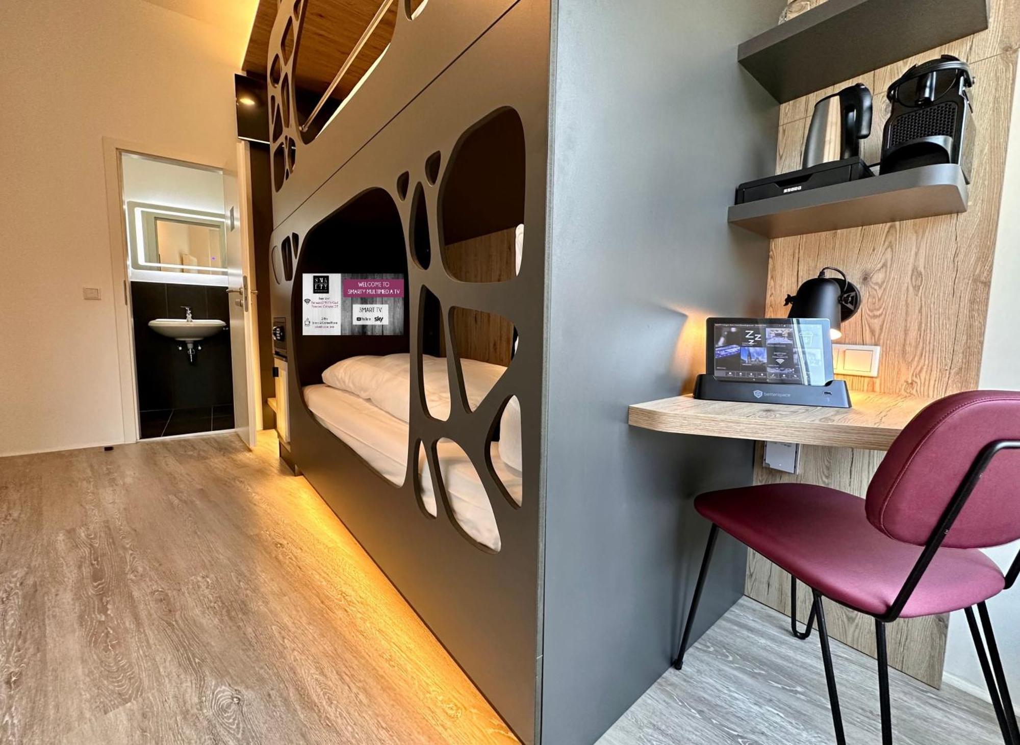 Smarty Cologne Dom Hotel - Boardinghouse - Kontaktloser Self Check-In Екстер'єр фото