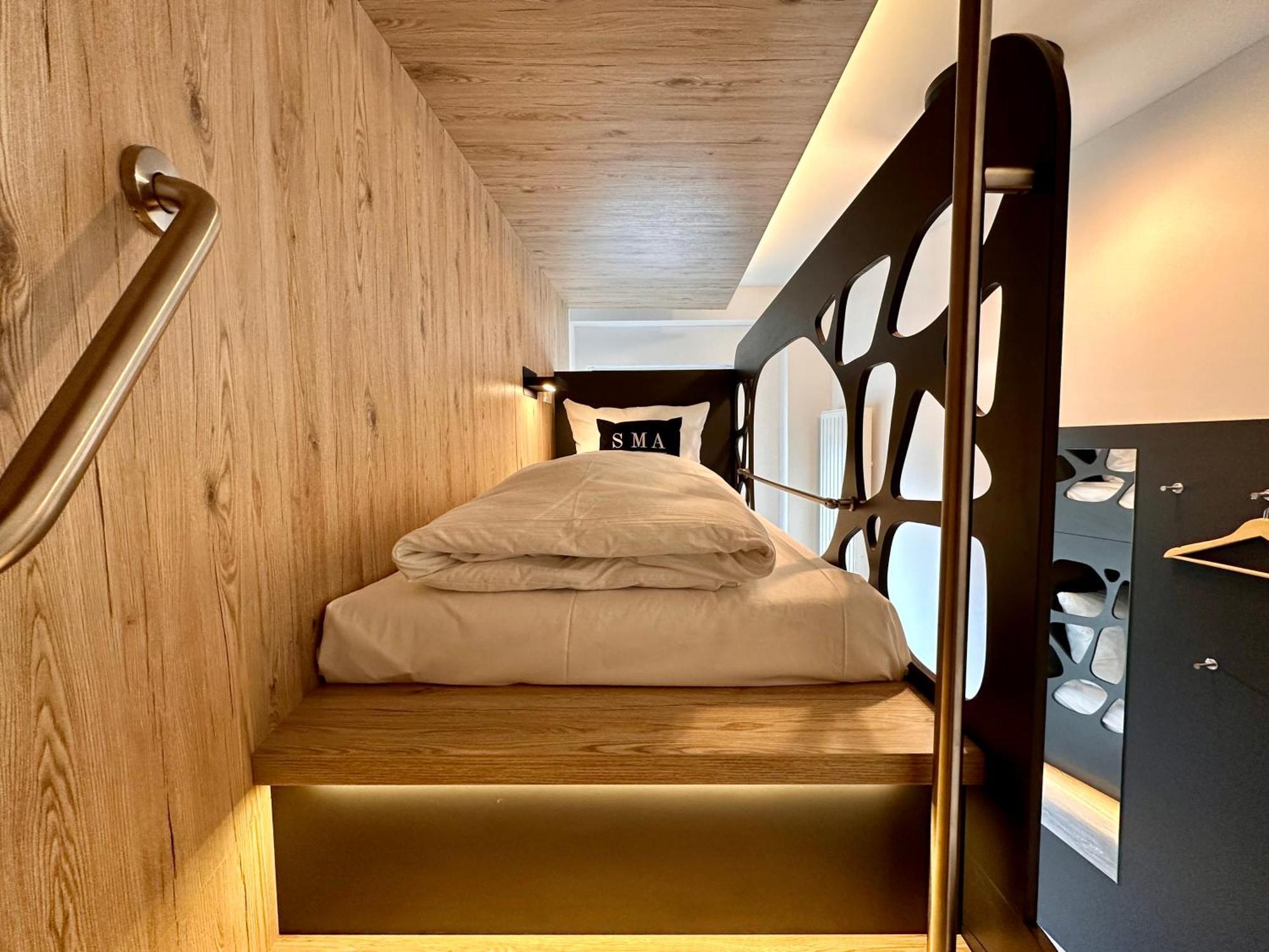 Smarty Cologne Dom Hotel - Boardinghouse - Kontaktloser Self Check-In Екстер'єр фото